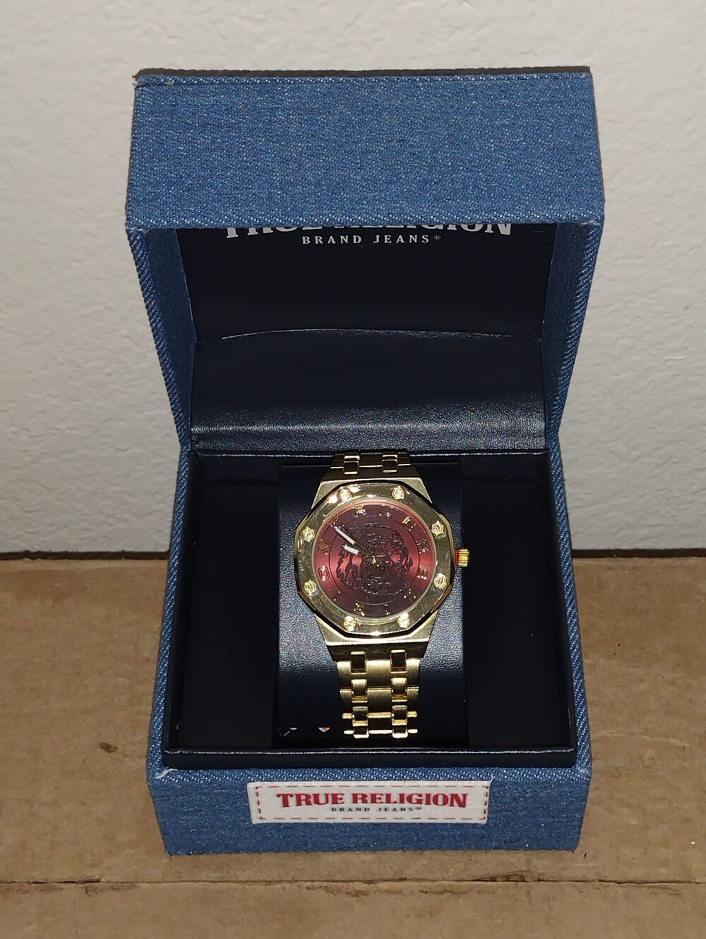 TRUE RELIGION MEN'S WATCH GOLD TONE TRUE RELIGION GOLD TONE TIGER WATCH NEW